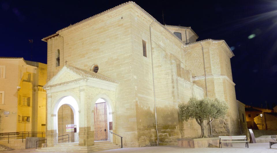 Ejea de los Caballeros – Iglesia de la Oliva: proyector LED David.